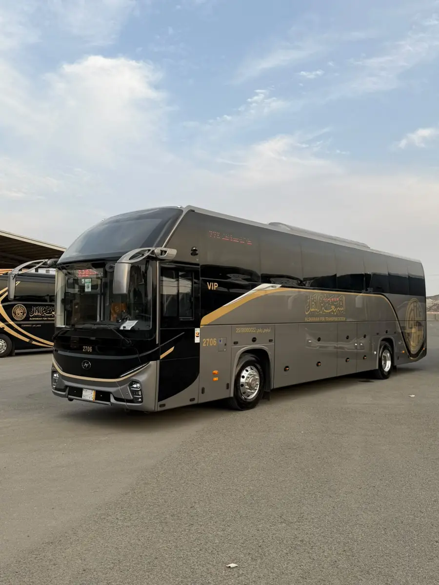 حافلة كوتش VIP رمادية موديل 2027
